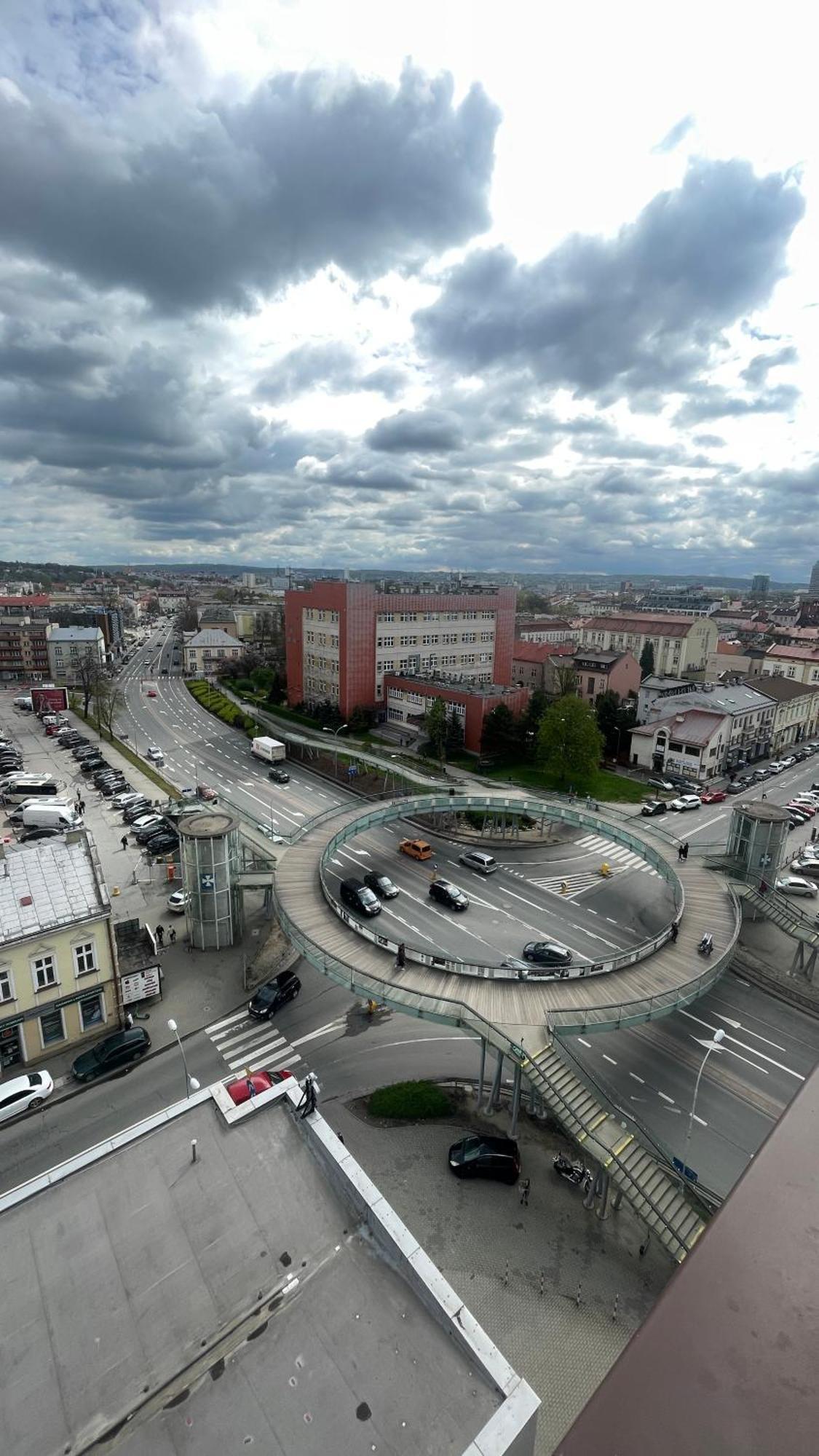Apartament Przytulny 5 - Las, Self Check In, Dworzec Pkp Rzeszow Luaran gambar